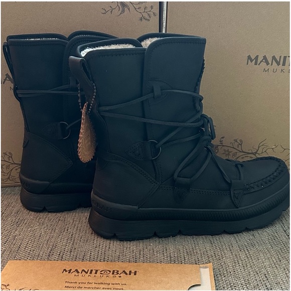 Manitobah Women’s Black Pacific Winter Boots 8.5 NEW Price is Firm - Picture 4 of 7
